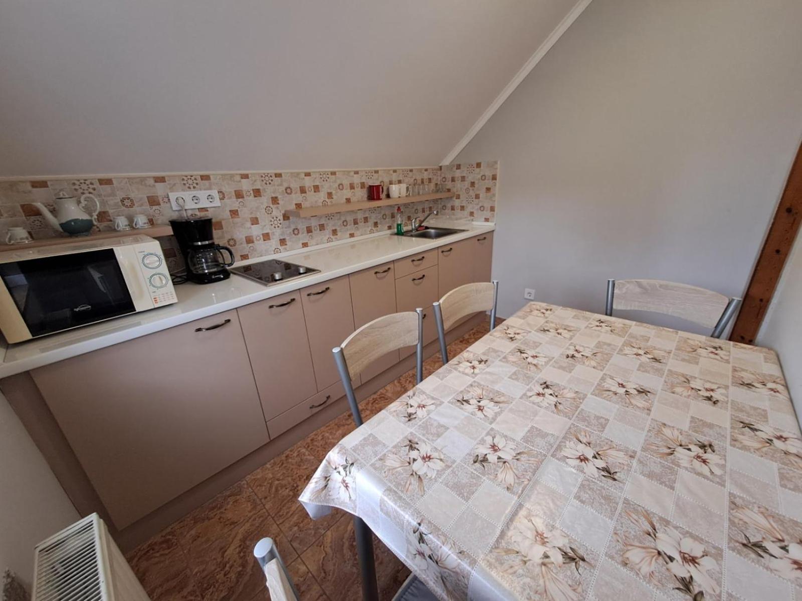 Berta Panzio Bed and Breakfast Hajdúszoboszló Δωμάτιο φωτογραφία