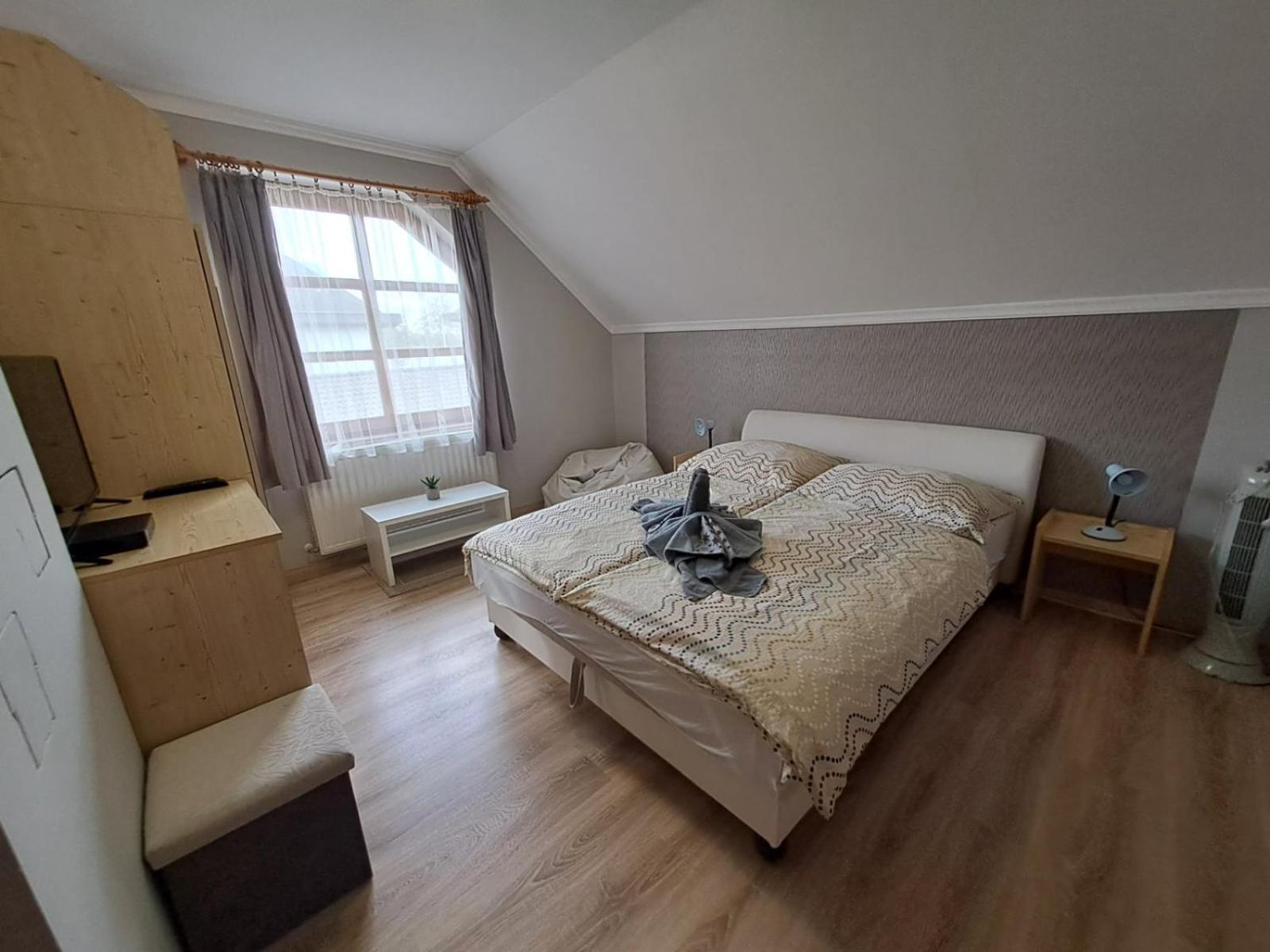Berta Panzio Bed and Breakfast Hajdúszoboszló Δωμάτιο φωτογραφία