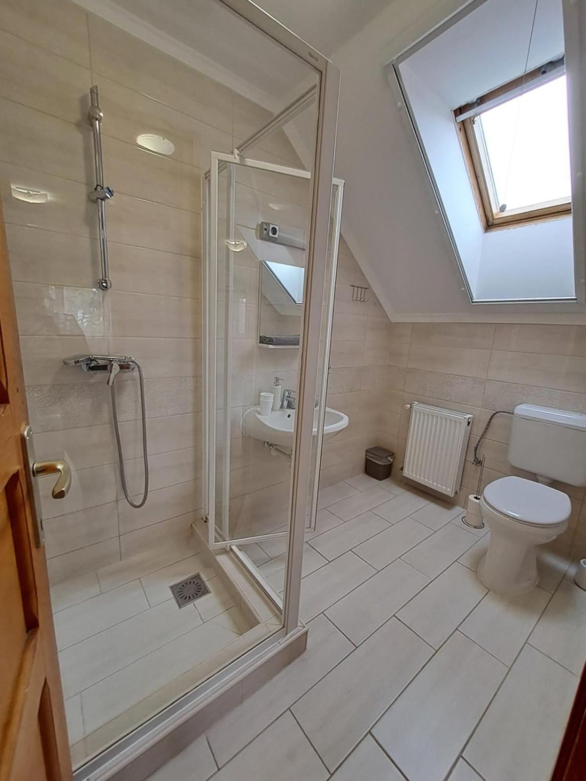 Berta Panzio Bed and Breakfast Hajdúszoboszló Δωμάτιο φωτογραφία