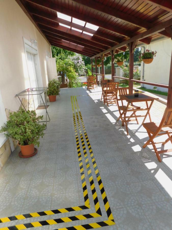 Berta Panzio Bed and Breakfast Hajdúszoboszló Εξωτερικό φωτογραφία